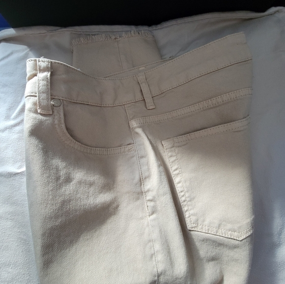 Gorgeous Sandro jeans. Size 40/10. - Picture 4 of 4